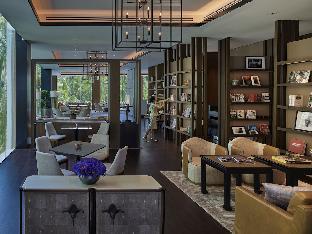 Shangri-La Apartments, Singapore - Tap to explore photos
