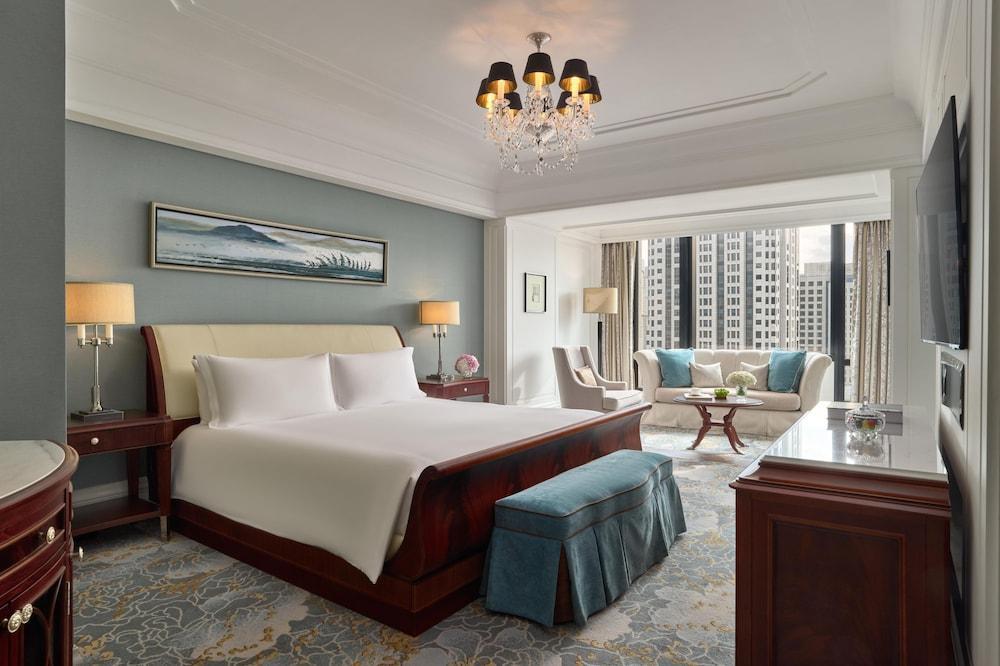 Waldorf Astoria Shanghai on the Bund by Hilton Room Type - KING JUNIOR SUITE