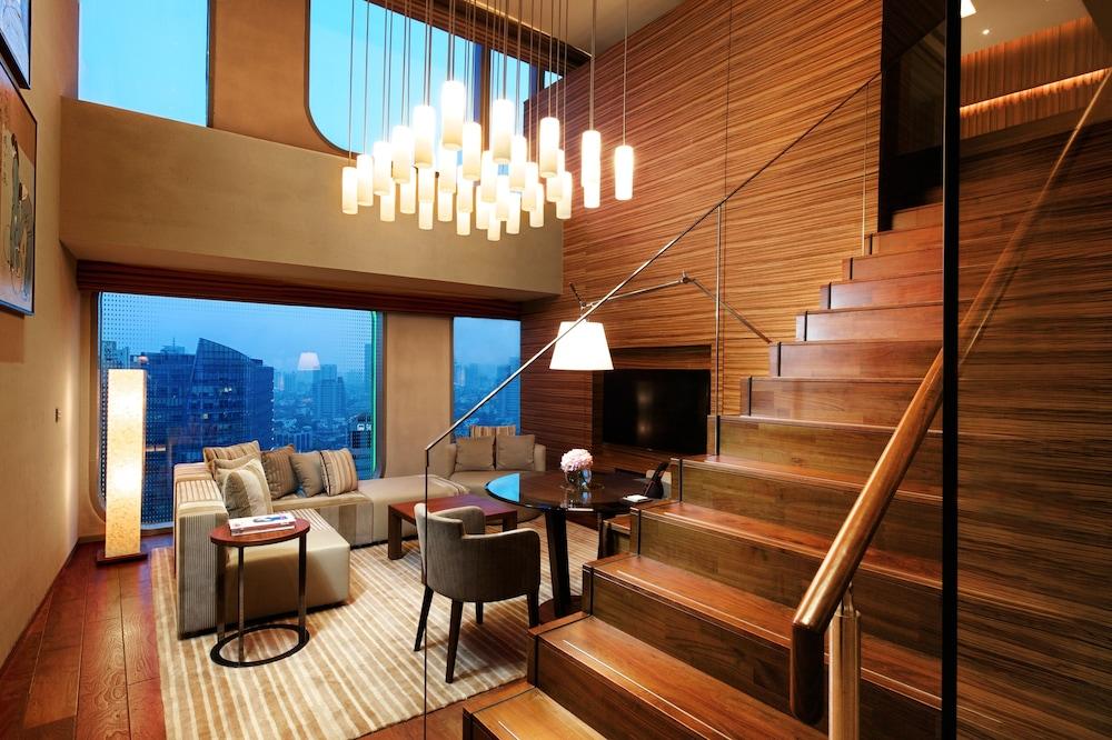 ANDAZ XINTIANDI, SHANGHAI, BY HYATT Room Type - Andaz Loft Suite
