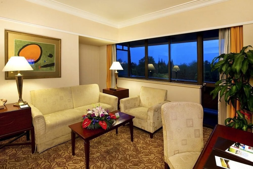 Cypress Hotel Jin Jiang Shanghai Room Type - Standard Room, Garden View