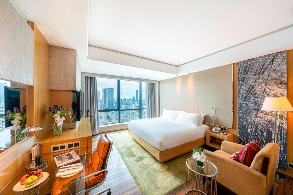 The Eton Hotel Room Type - Executive Room