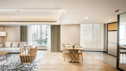 Riverdale Residence Xintiandi Shanghai - Tap to explore photos