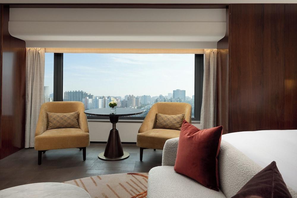 The Kunlun Hua Ting Hotel & Towers,Shanghai - Tap to explore photos