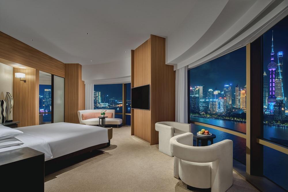 Hyatt On The Bund - Tap to explore photos