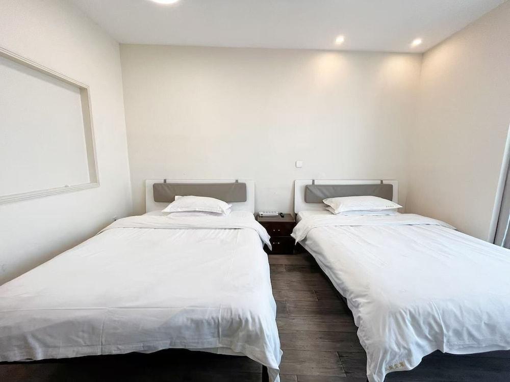 Shanghai Jiarong Apartment Hotel Room Type - Deluxe Twin Room