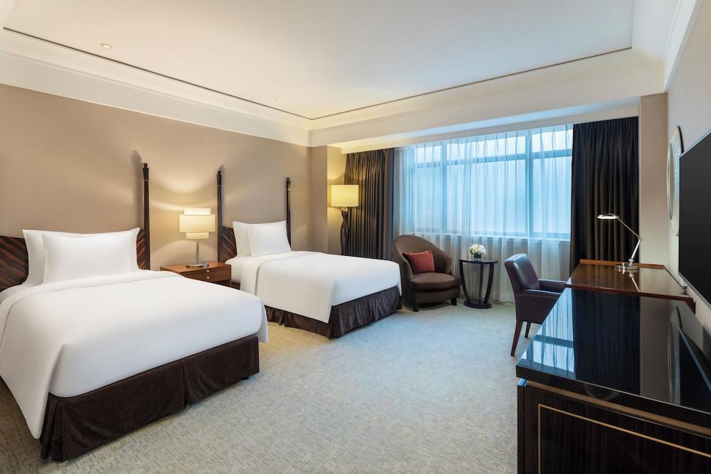 Jin Jiang Hotel Shanghai Room Type - Deluxe Twin - Cathay Garden Building
