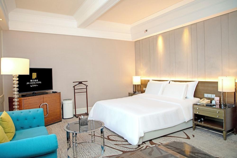 Jin Jiang Hotel Shanghai Room Type - Cathay Building Al Deep Sleep Premier Deluxe King Bed Room
