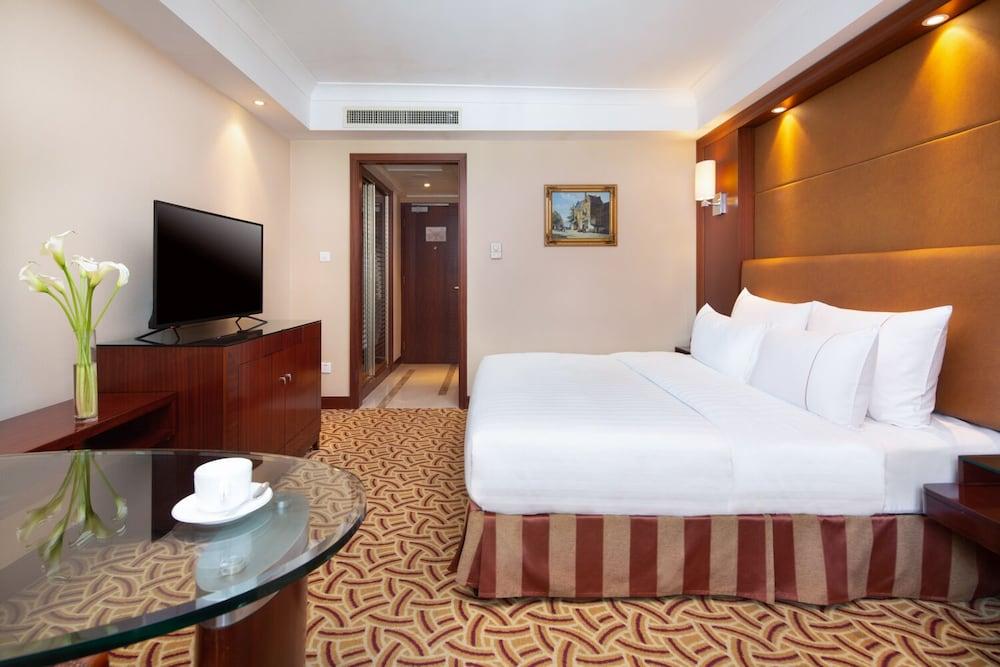 Jianguo Hotel Shanghai Room Type - Deluxe Room