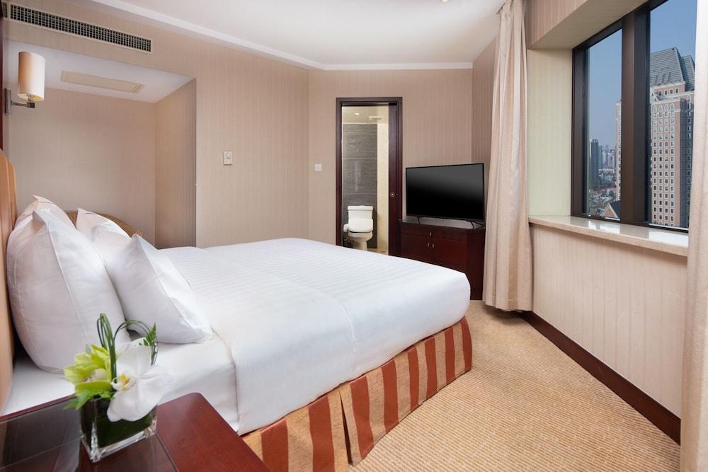 Jianguo Hotel Shanghai Room Type - Superior Suite