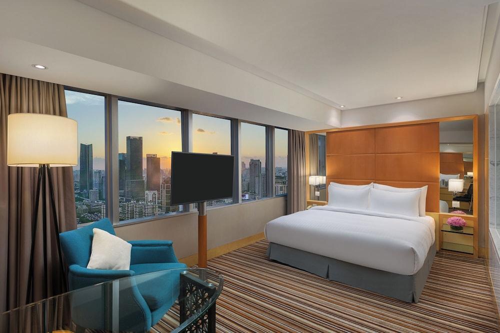 Jin Jiang Tower Room Type - Deluxe Double Room, City View