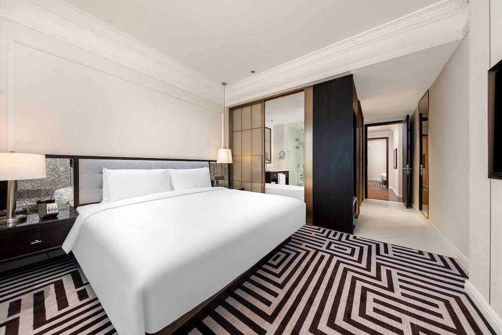 Wyndham Shanghai Hongqiao Room Type - Luxury Double Suite, 2 Twin Beds, Non-Smoking