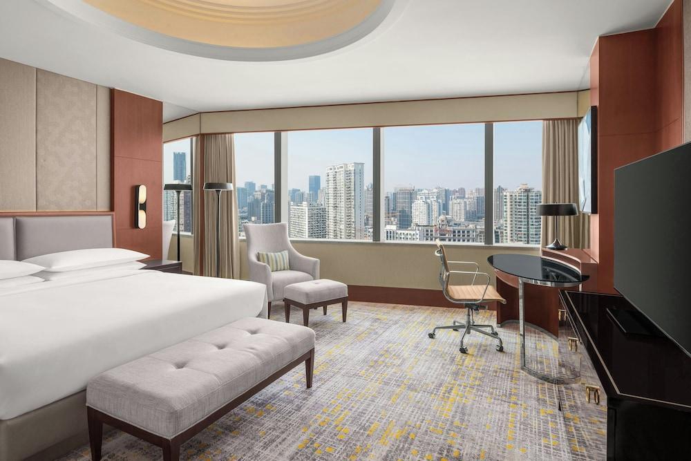 Shanghai Marriott Hotel City Centre Room Type - Superior Deluxe King Room