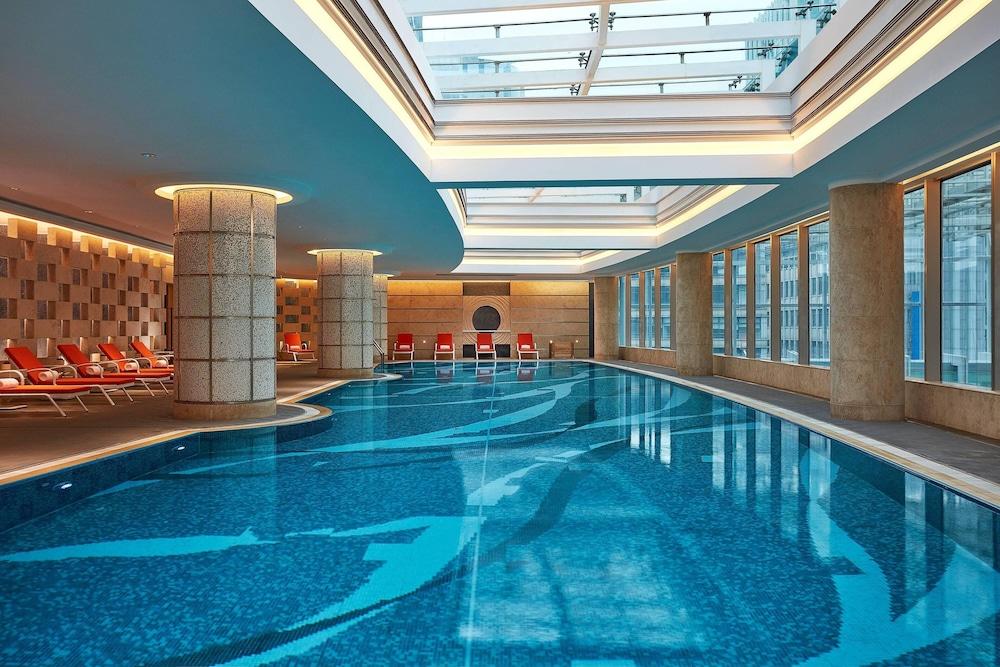 Shanghai Marriott Hotel City Centre - Tap to explore photos