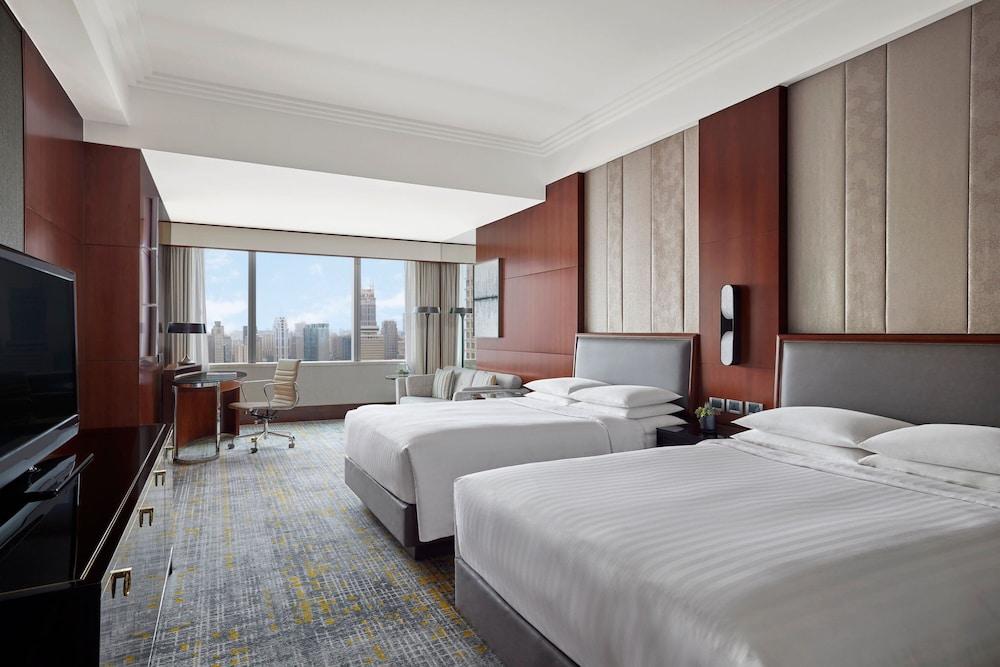 Shanghai Marriott Hotel City Centre - Tap to explore photos