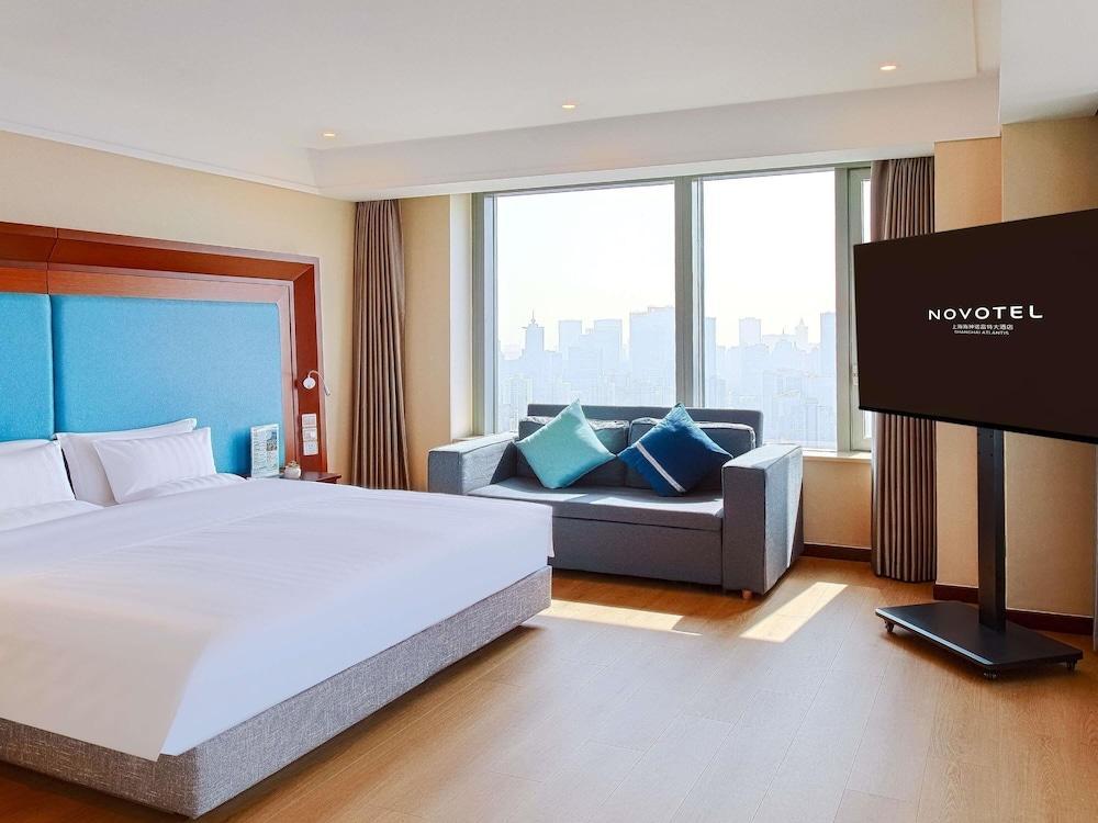 Novotel Shanghai Atlantis Room Type - Superior King room-Huangpu River View,High Floor Novotel Shanghai Atlantis Room Type - Superior King room-Huangpu River View,High Floor