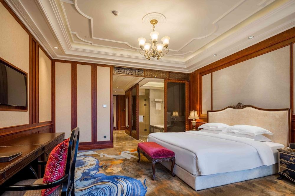 Shanghai Donghu Hotel Room Type - Shanghai Grand King Room