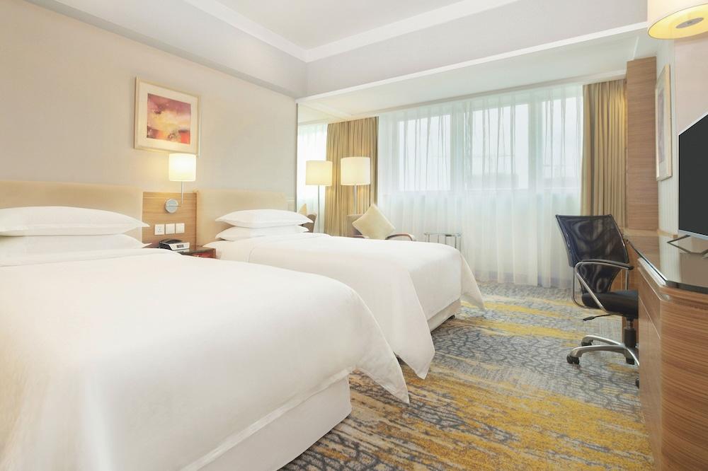 Four Points by Sheraton Shanghai, Pudong Room Type - Room, 2 Twin Beds