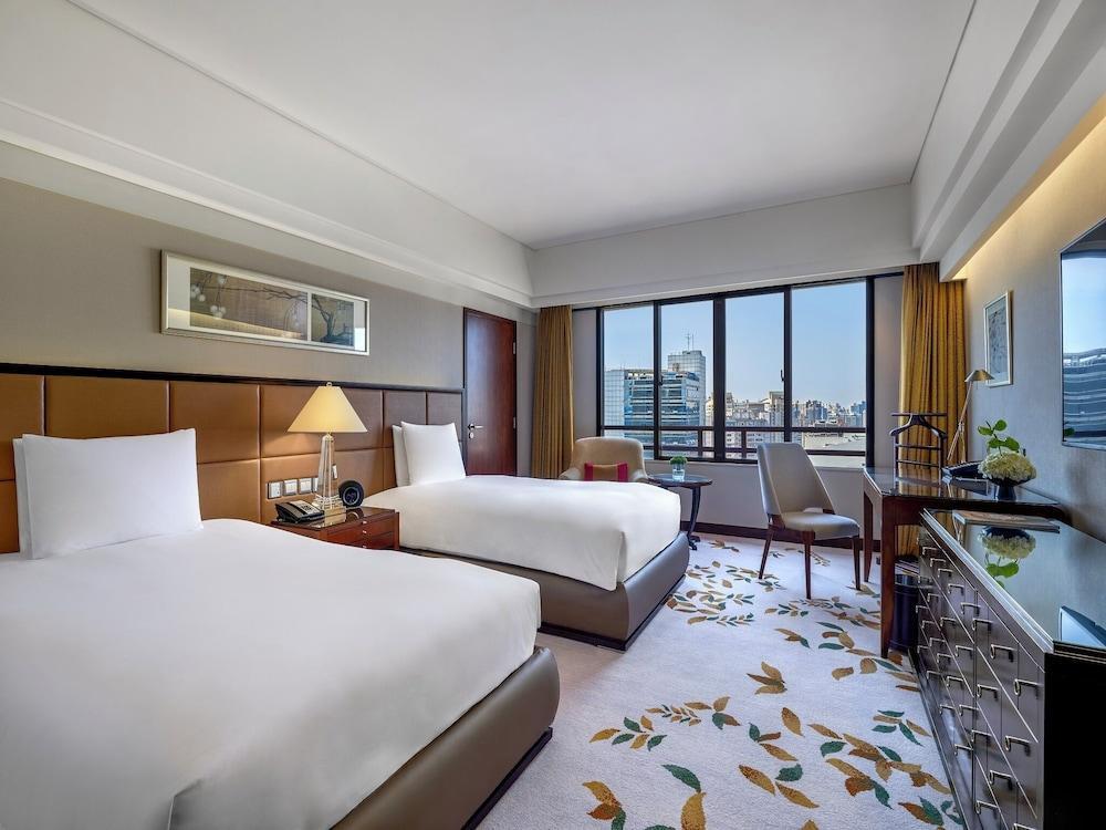 The Portman Ritz-Carlton, Shanghai Room Type - Deluxe City View - Twin
