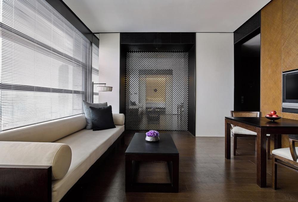The PuLi Shanghai Room Type - Junior Suite