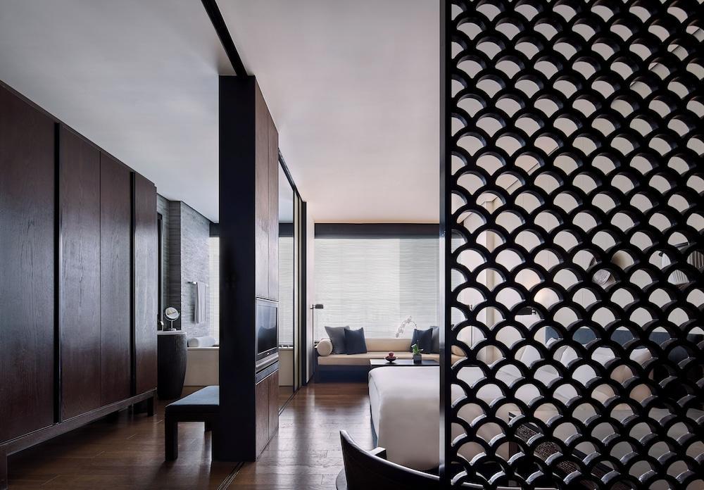 The PuLi Shanghai Room Type - Grand Room