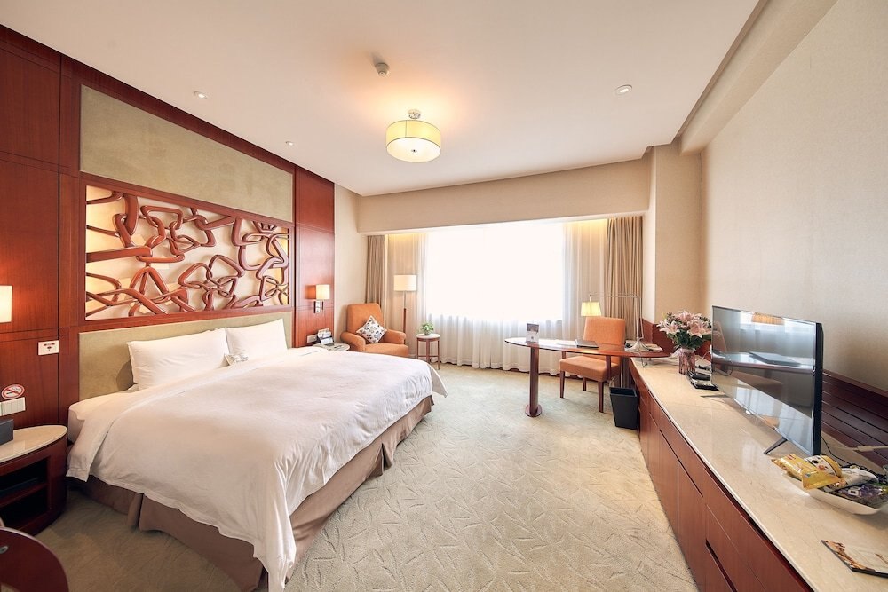 Parkview Hotel Shanghai Room Type - Deluxe Room 1 King Bed