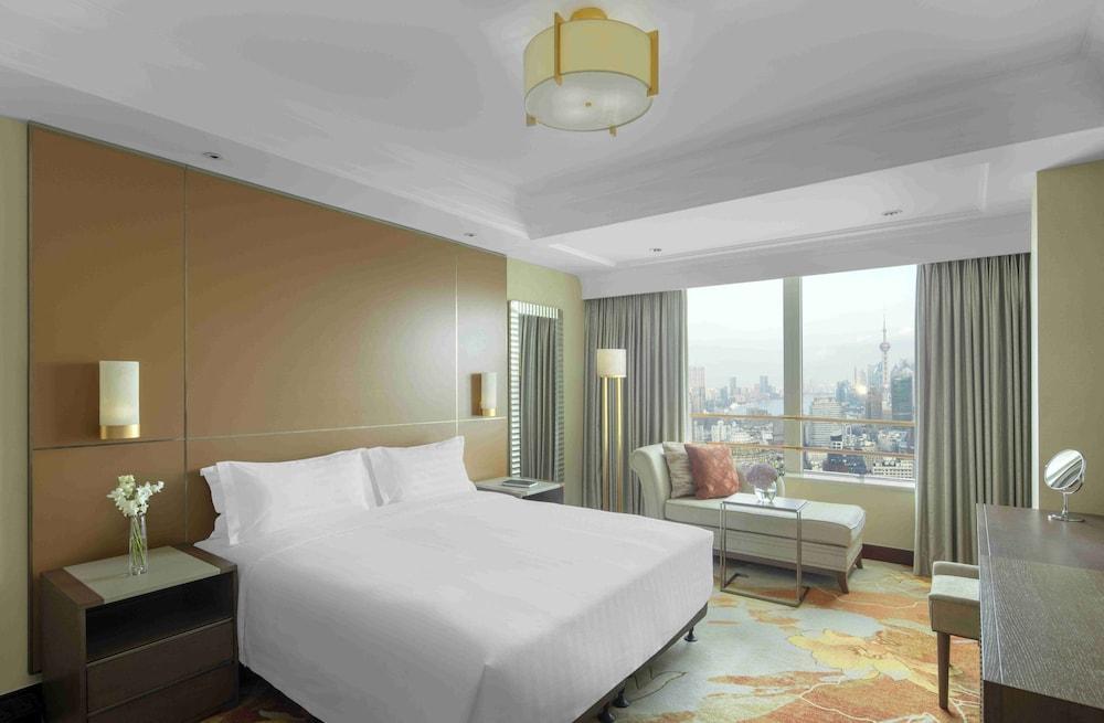 Radisson Blu Hotel Shanghai New World Room Type - Deluxe Suite