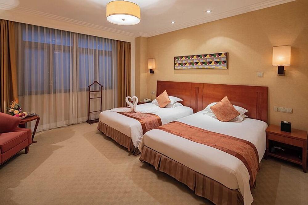 Broadway Mansions Hotel - On the Bund Room Type - Deluxe Twin Room