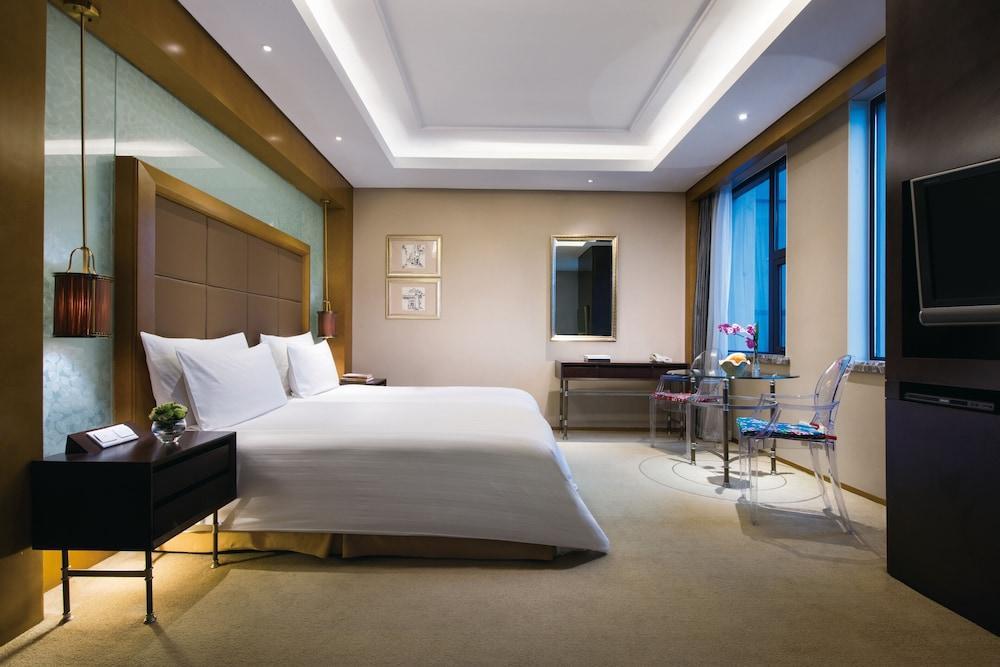 Sunrise on the Bund Room Type - Deluxe Twin