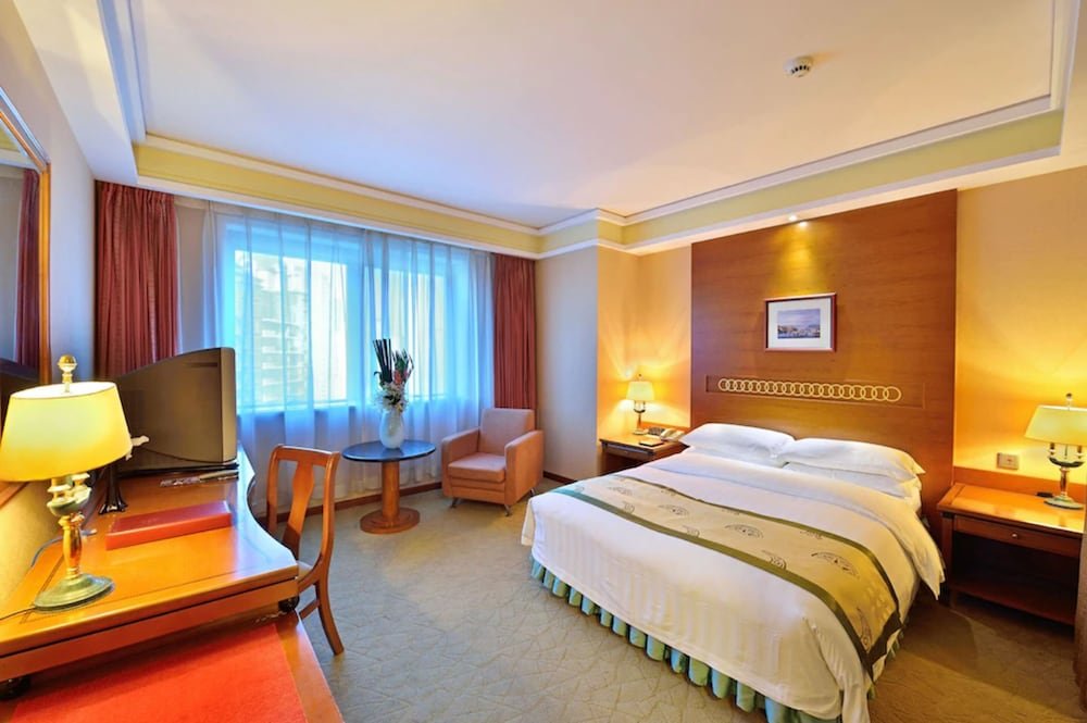 Luxemon Hotel（Pudong Shanghai） - Tap to explore photos