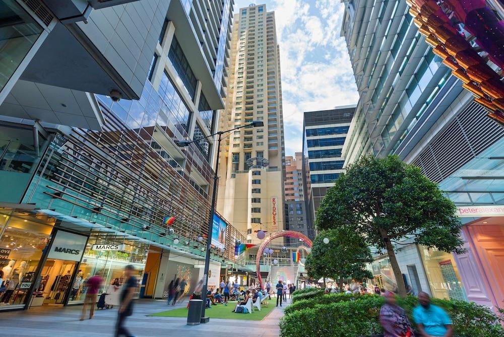 Rydges World Square - Tap to explore photos