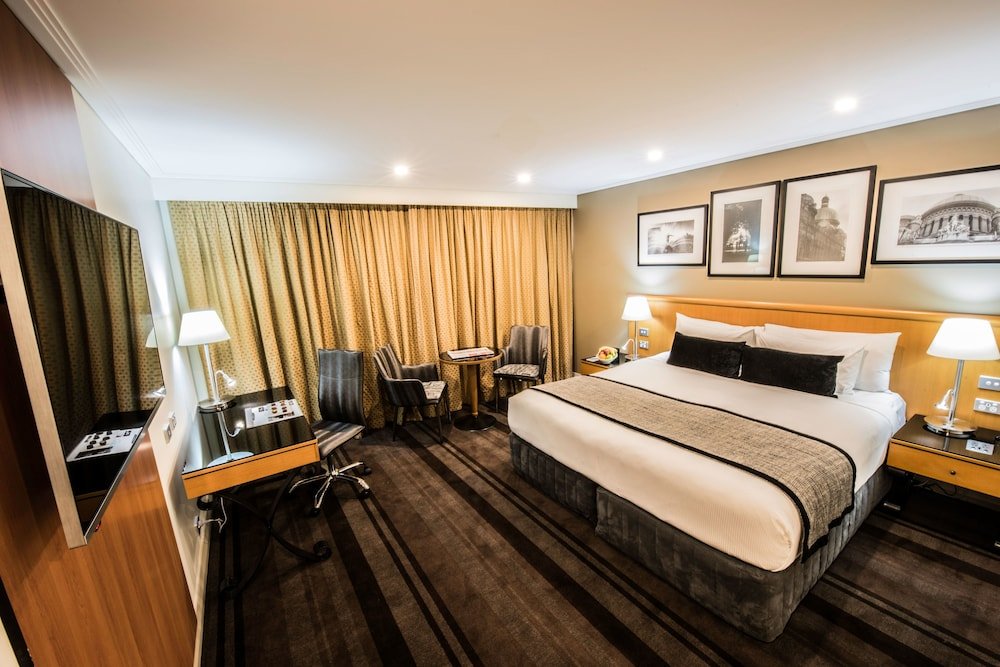 Rydges World Square Room Type - Deluxe King Room Rydges World Square Room Type - Deluxe King Room