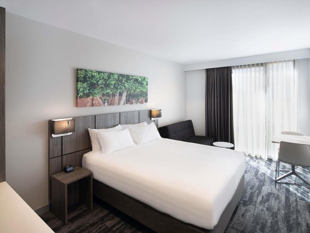 Mercure Sydney Blacktown