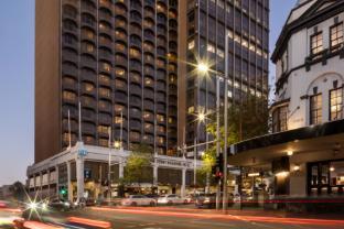 The Sydney Boulevard Hotel - Tap to explore photos