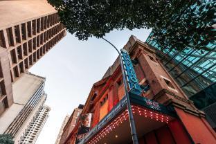 The Capitol Hotel Sydney - Tap to explore photos