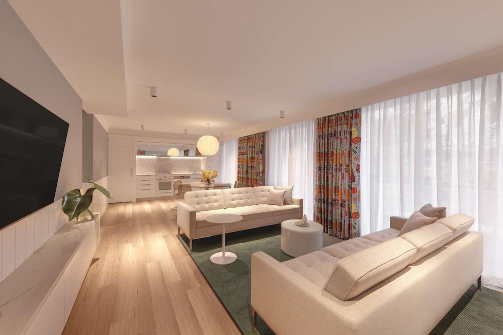 Adina Apartment Hotel Sydney Chippendale Room Type - Apartment, 3 Bedrooms
