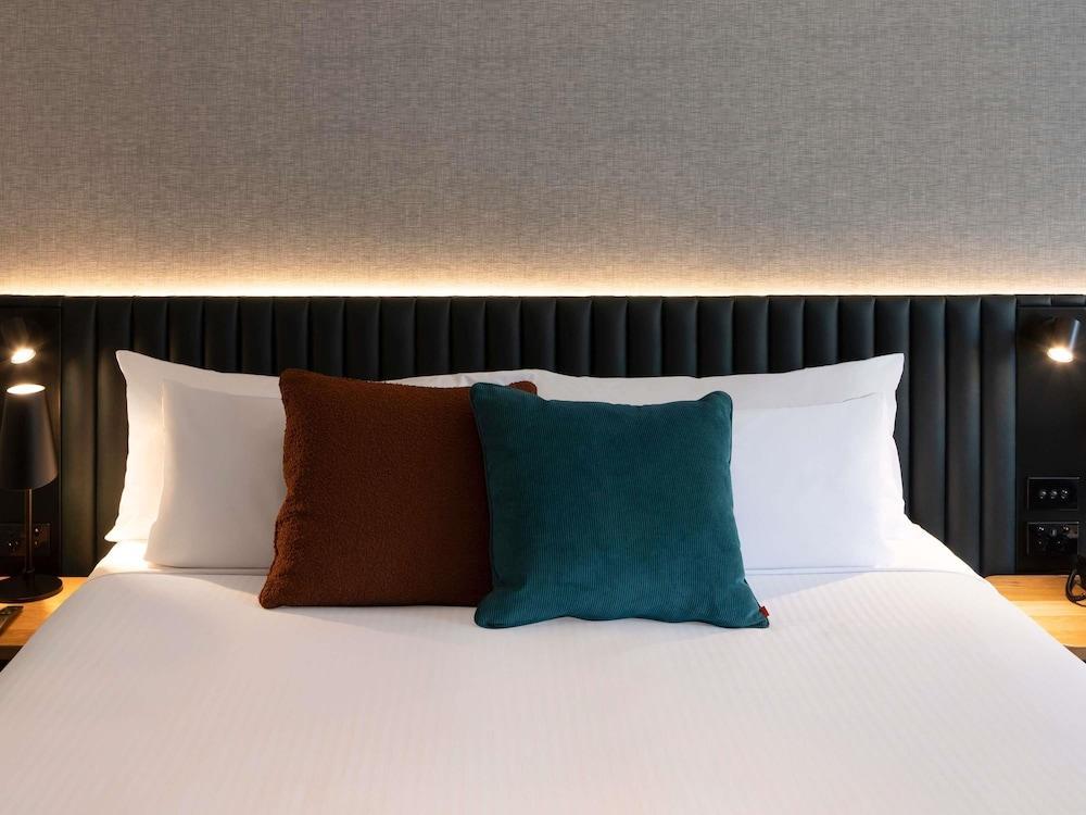 Novotel Sydney City Centre Room Type - One Bedroom Suite