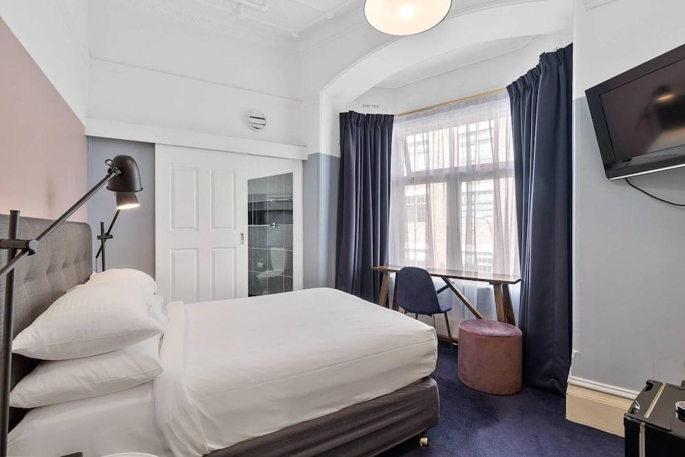 Hotel Harry, an Ascend Collection Hotel Room Type - Superior Double Room, 1 Double Bed, Non Smoking