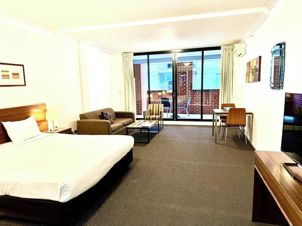 APX Darling Harbour Room Type - Deluxe Executive Studio Apartment (Daily HK) APX Darling Harbour Room Type - Deluxe Executive Studio Apartment (Daily HK)