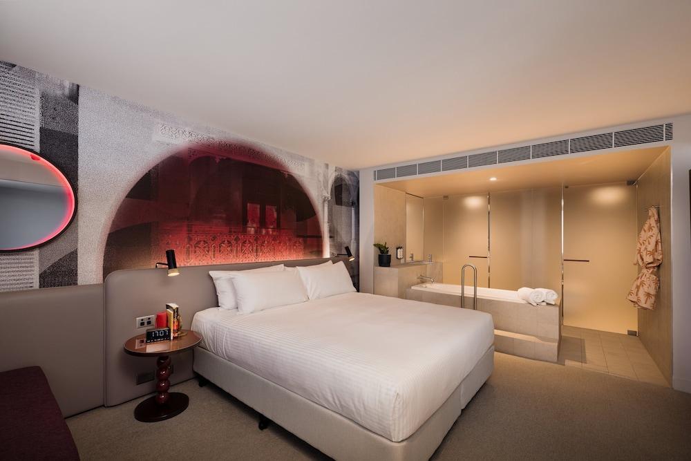 Indigo Sydney Potts Point Room Type - Suite, 1 Bedroom, Harbor View (High Floor) Indigo Sydney Potts Point Room Type - Suite, 1 Bedroom, Harbor View (High Floor)