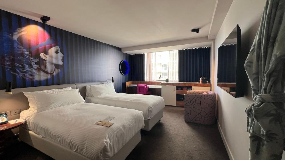 Indigo Sydney Potts Point Room Type - Standard Room, 2 Twin Beds