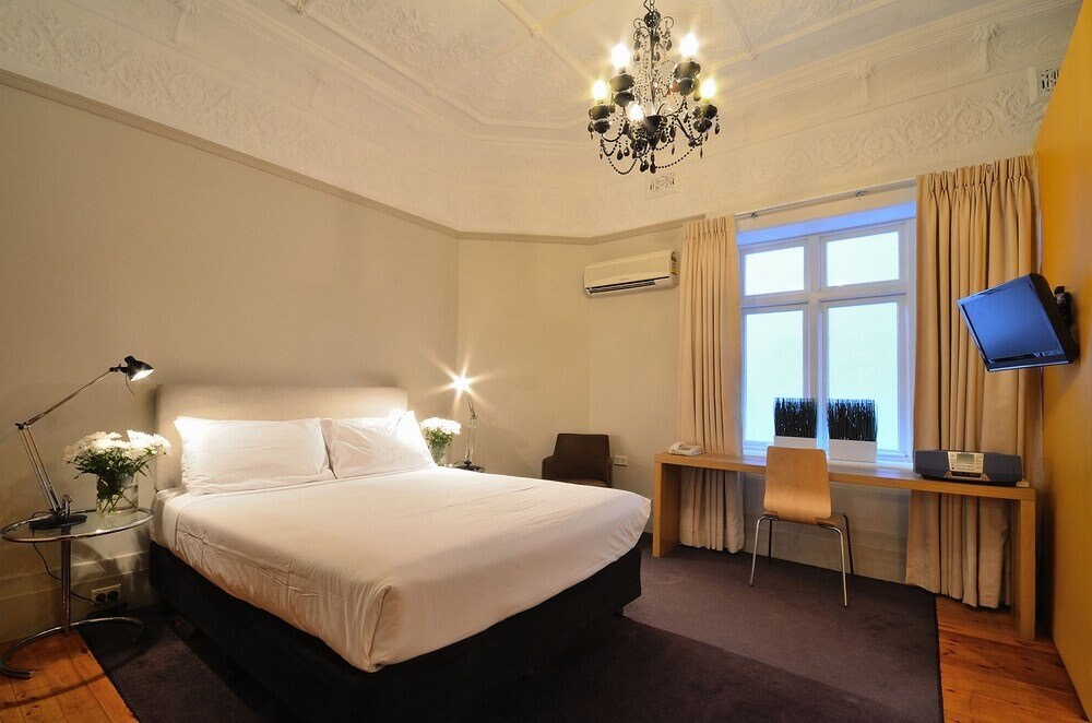 Dive Hotel Room Type - Standard Queen Room