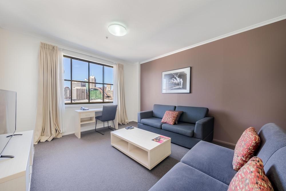 Oaks Sydney Goldsbrough Suites Room Type - Two Bedroom Executive City View Apartment Oaks Sydney Goldsbrough Suites Room Type - Two Bedroom Executive City View Apartment