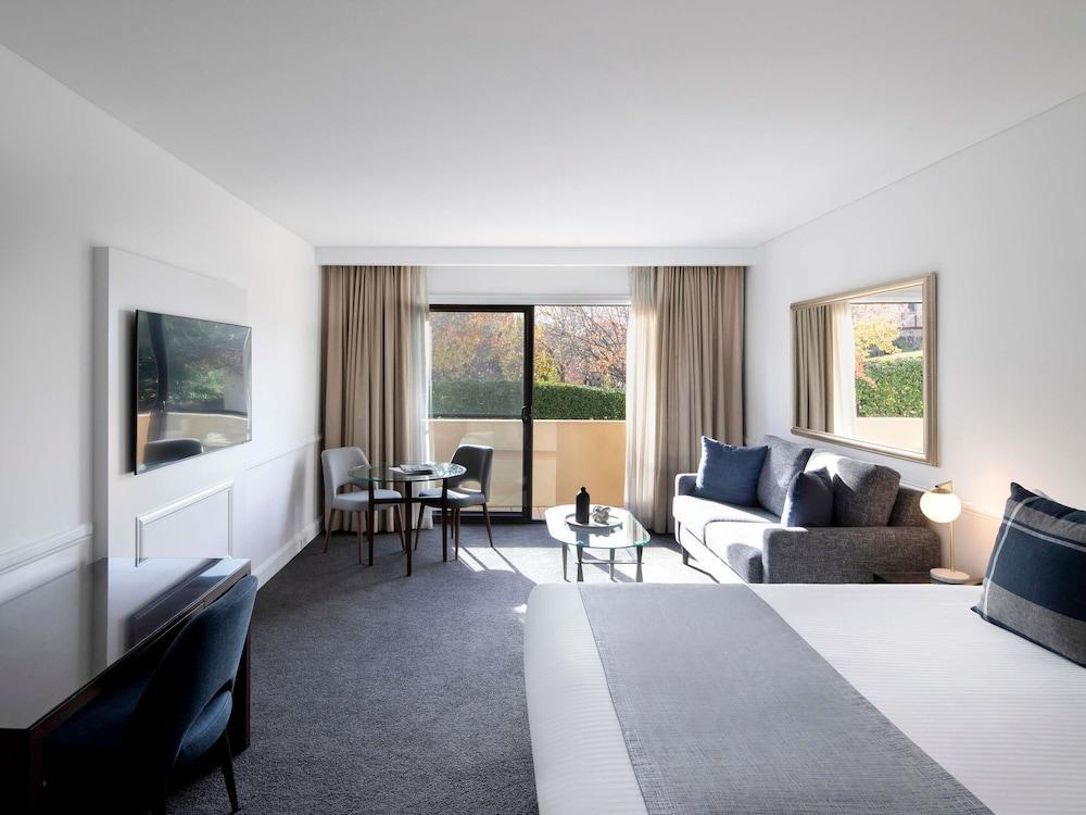 Peppers The Hills Lodge Room Type - Superior Room (Bath & Balcony)