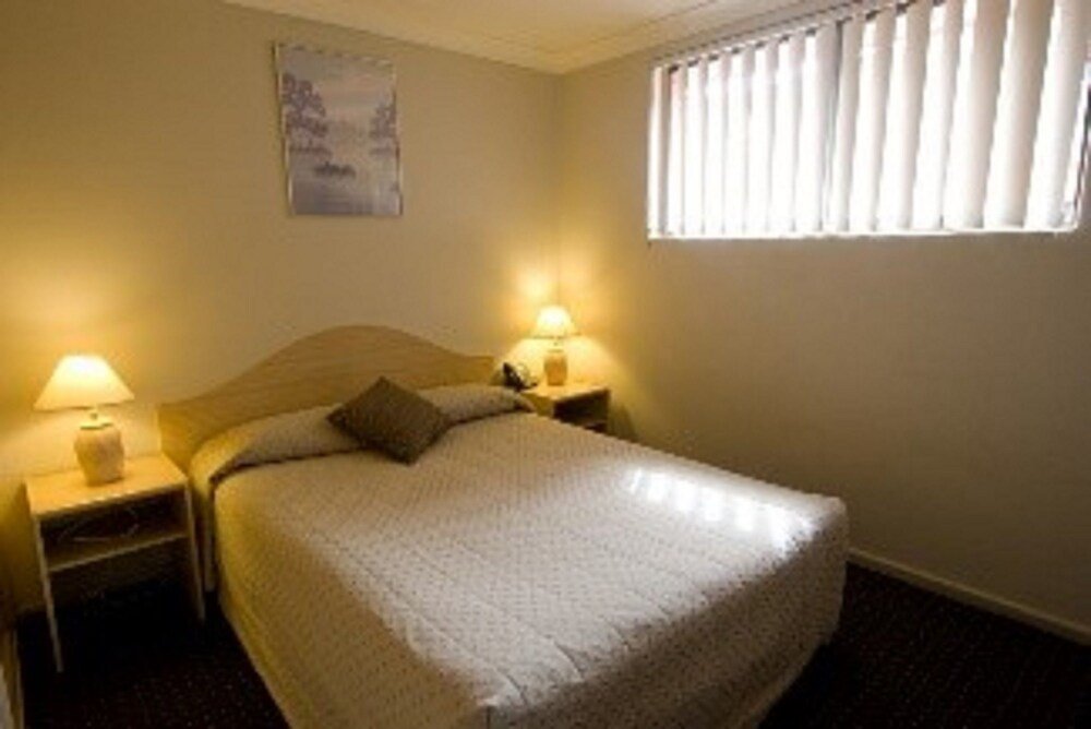 Hunts Hotel Liverpool Room Type - Three Bedroom Townhouse