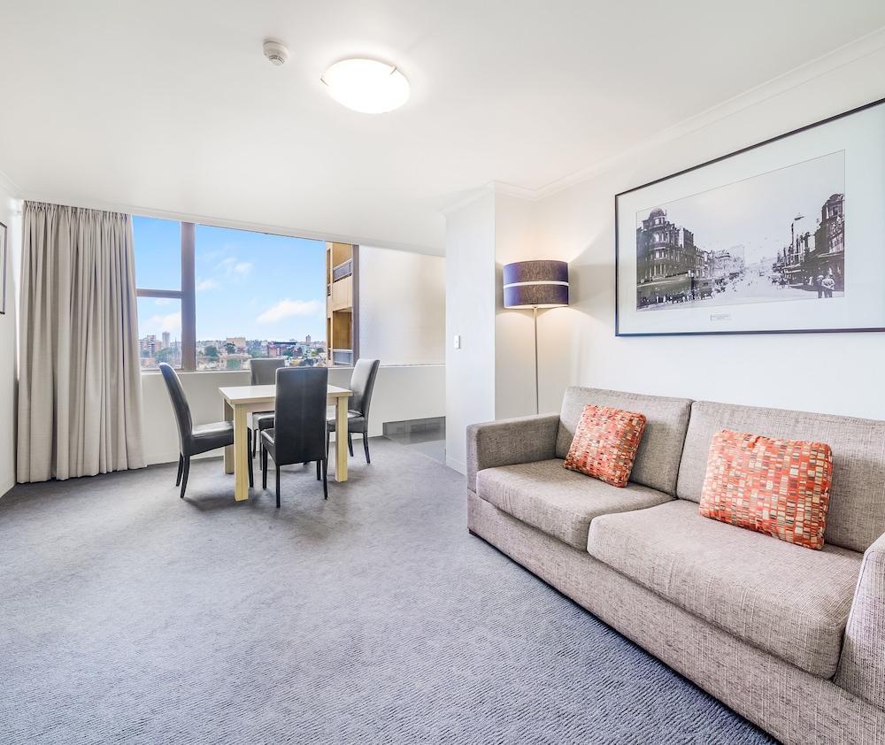 Oaks Sydney Hyde Park Suites Room Type - Two Bedroom Apartment Oaks Sydney Hyde Park Suites Room Type - Two Bedroom Apartment