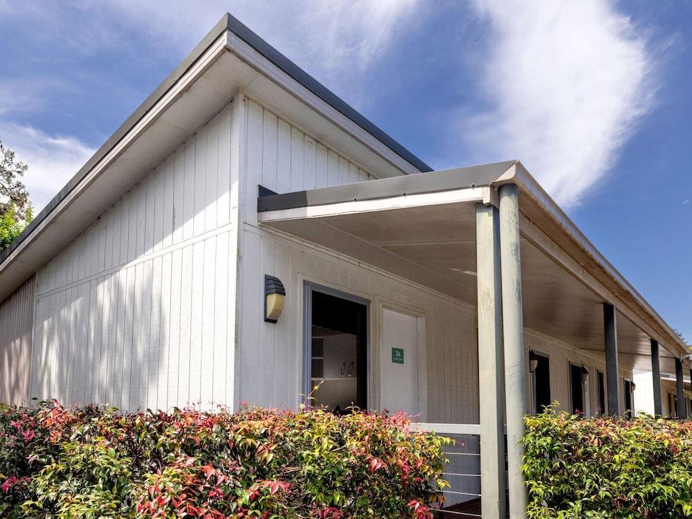 Big4 Sydney Lakeside Holiday Park Room Type - Standard Studio, 1 Double Bed