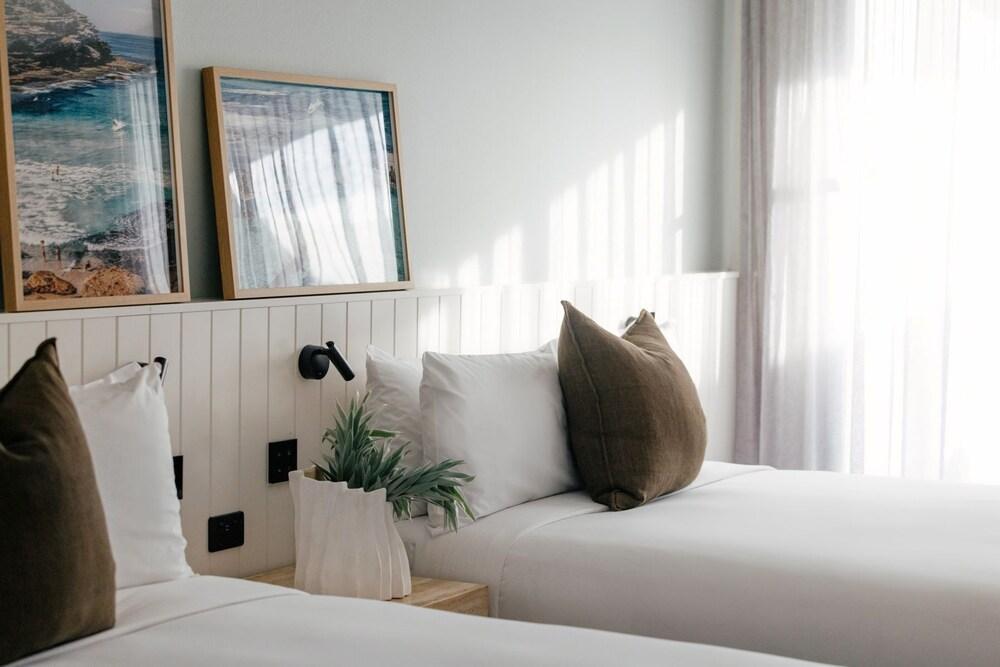 Elysium Manly Room Type - Village Terrace Twin