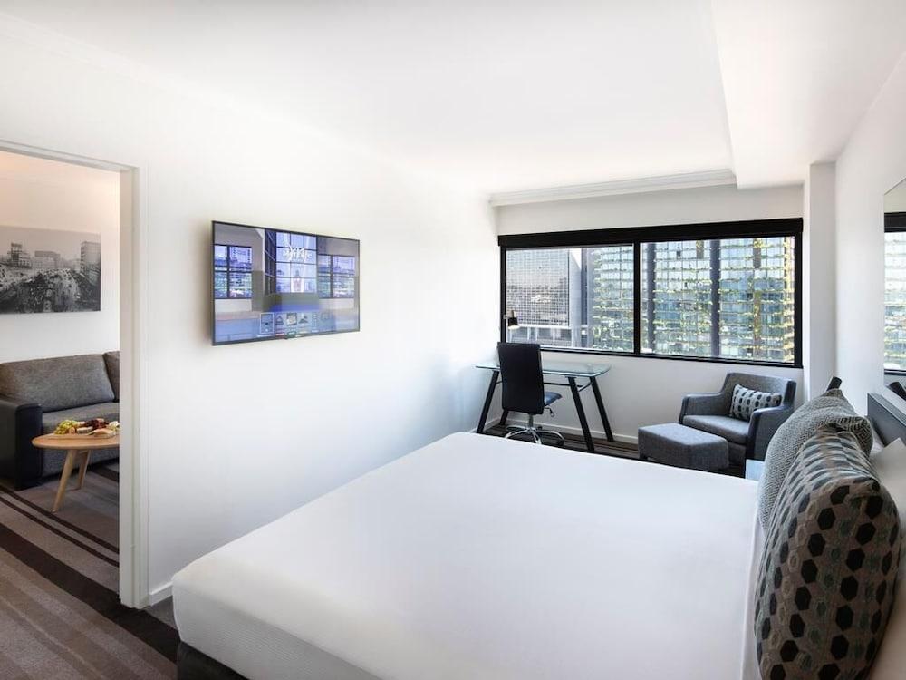 Mercure Sydney Room Type - Suite 1 King Bed