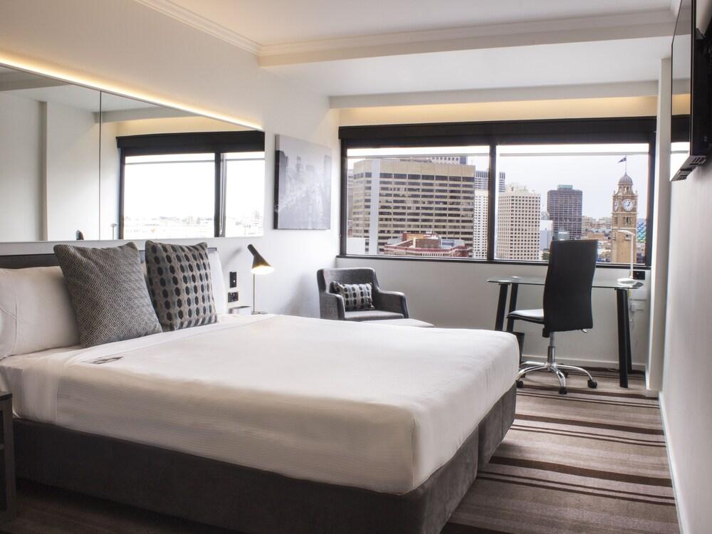 Mercure Sydney Room Type - Superior Room, City View