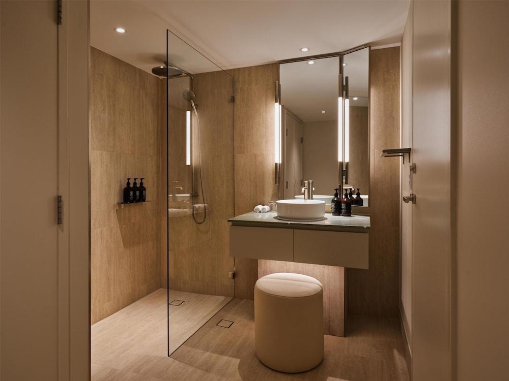 Adina Apartment Hotel Sydney Darling Harbour Room Type - Premier Two Bedroom Interconnecting Apartment with Balcony